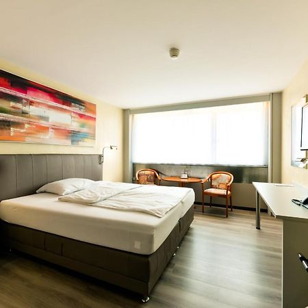 City Hotel Хейльбронн Экстерьер фото